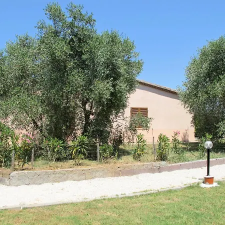 Apartment Locazione Turistica Vallegianmarco-3 *